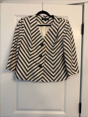 Kasper Gray and White Striped Women's Jacket
